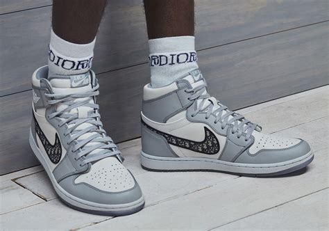 dior schoenen jordans|Dior jordan 1 release date.